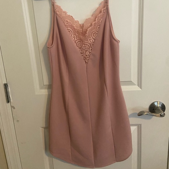 Pink dress - Picture 1 of 1